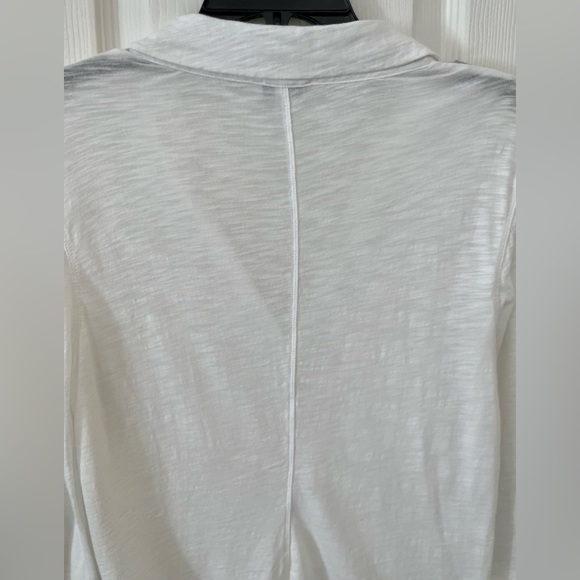 EXPRESS Sz M Sheer Button Down Shirt, ¾ Sleeves, V neck with 2 Sm Front Pockets - Picture 4 of 7